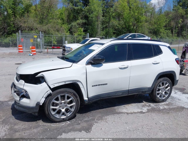 2022 Jeep Compass Latitude Lux 4x4 მანქანა იყიდება აუქციონზე, vin: 3C4NJDFB8NT178719, აუქციონის ნომერი: 44931841