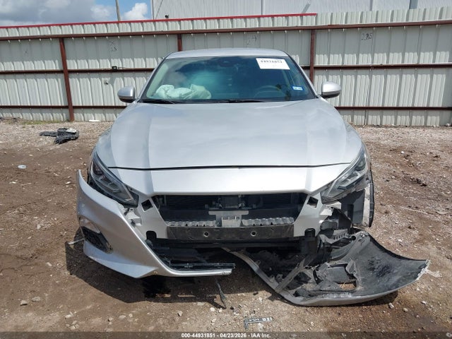 44931851 :رقم المزاد ، 1N4BL4DV6MN315896 vin ، 2021 Nissan Altima Sv Fwd مزاد بيع