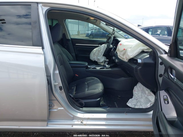44931851 :رقم المزاد ، 1N4BL4DV6MN315896 vin ، 2021 Nissan Altima Sv Fwd مزاد بيع