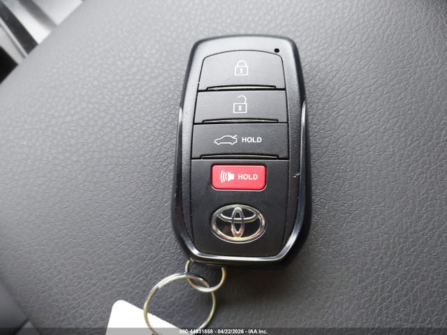 4T1DBADK1SU540560 Toyota CAMRY SE