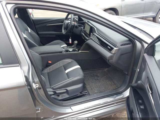 4T1DBADK1SU540560 Toyota CAMRY SE
