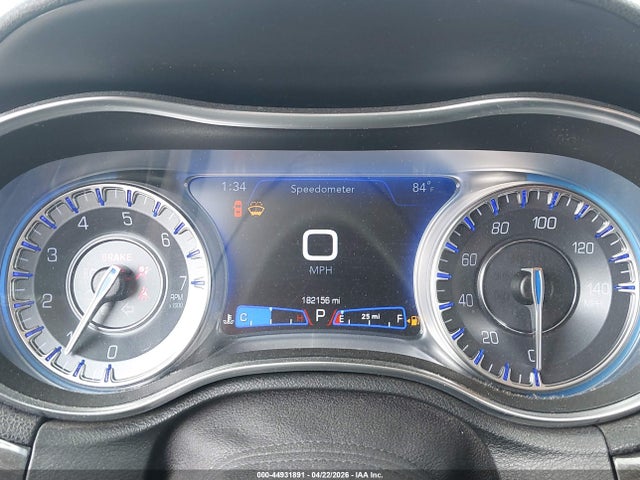 2019 Chrysler 300 Touring მანქანა იყიდება აუქციონზე, vin: 2C3CCAAG8KH704469, აუქციონის ნომერი: 44931891