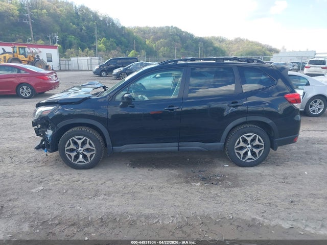 44931904 :رقم المزاد ، JF2SKADC2PH451487 vin ، 2023 Subaru Forester Premium مزاد بيع