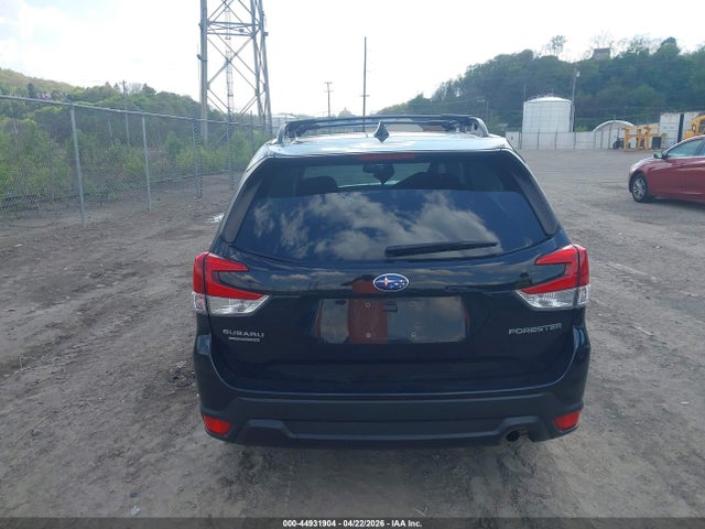 44931904 :رقم المزاد ، JF2SKADC2PH451487 vin ، 2023 Subaru Forester Premium مزاد بيع
