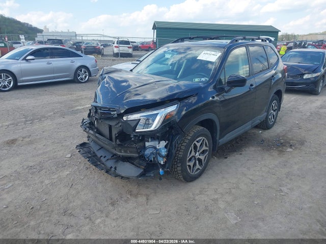 44931904 :رقم المزاد ، JF2SKADC2PH451487 vin ، 2023 Subaru Forester Premium مزاد بيع