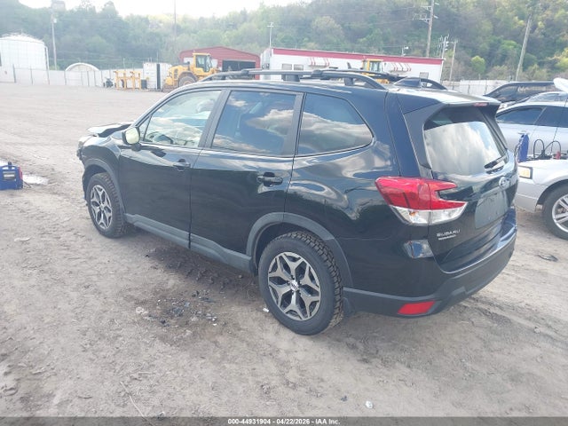 44931904 :رقم المزاد ، JF2SKADC2PH451487 vin ، 2023 Subaru Forester Premium مزاد بيع
