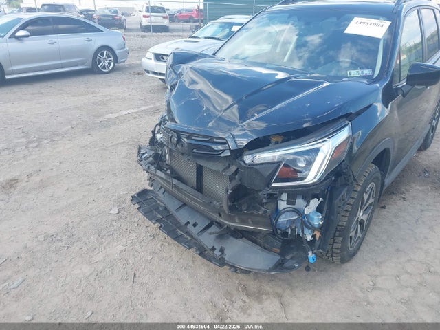 44931904 :رقم المزاد ، JF2SKADC2PH451487 vin ، 2023 Subaru Forester Premium مزاد بيع