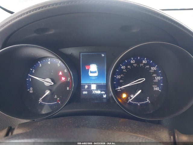 JTNKHMBX8M1102032 Toyota C-HR LE