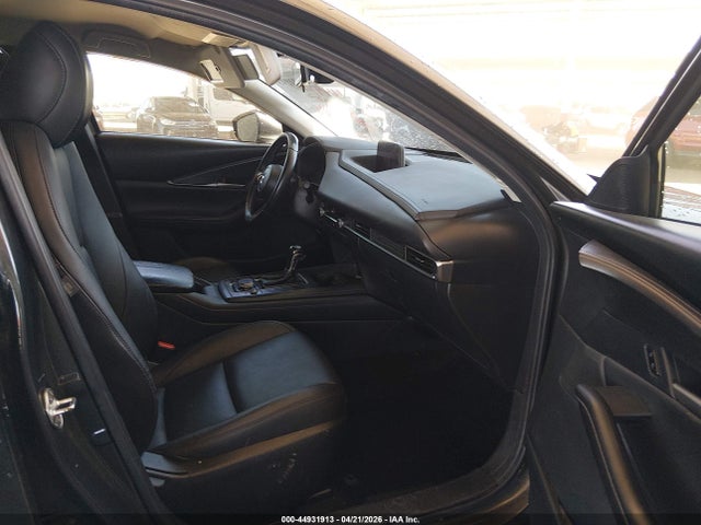 44931913 :رقم المزاد ، 3MVDMBBL8NM405857 vin ، 2022 Mazda Cx-30 Select مزاد بيع