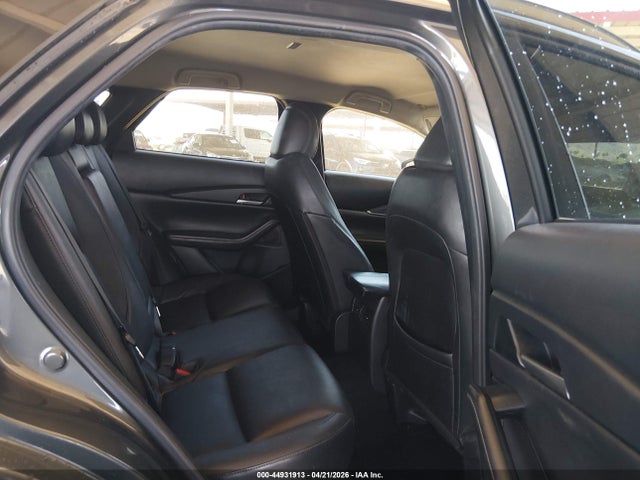 44931913 :رقم المزاد ، 3MVDMBBL8NM405857 vin ، 2022 Mazda Cx-30 Select مزاد بيع
