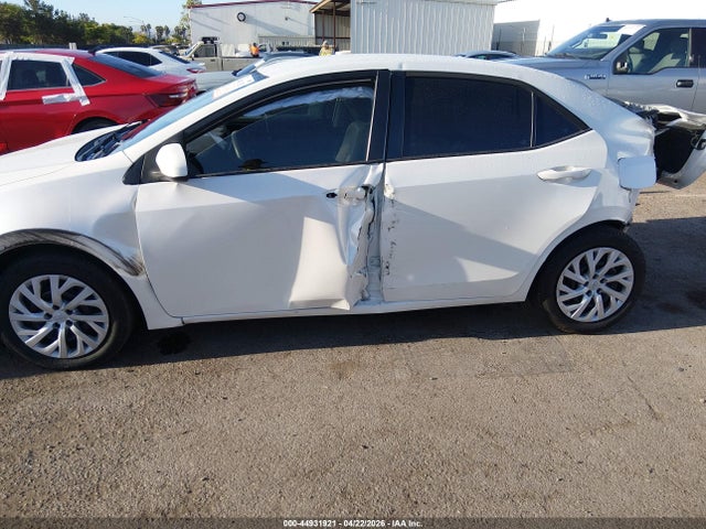 5YFBURHE8KP926964 Toyota COROLLA LE