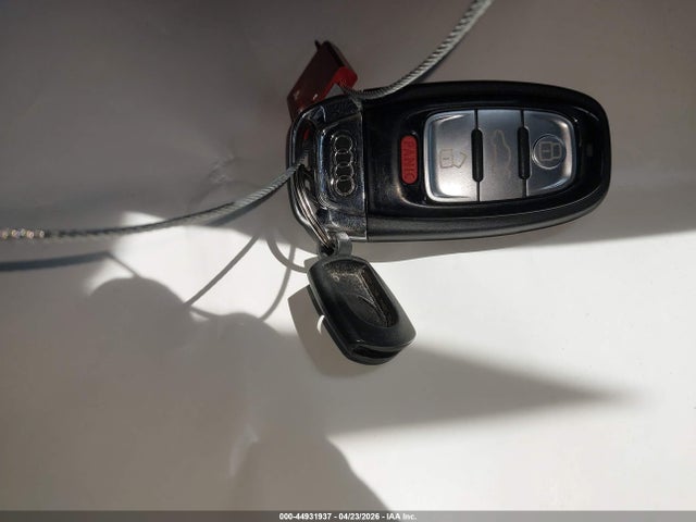 Продаж на аукціоні авто 2015 Audi A8 3.0t, vin: WAUJGAFD1FN040645, номер лоту: 44931937