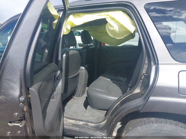 Продажа на аукционе авто 2005 Mazda Tribute S, vin: 4F2CZ96115KM06999, номер лота: 44931942