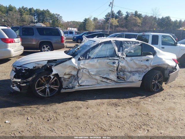 3MW5R7J01N8C28313 BMW 330i Xdrive