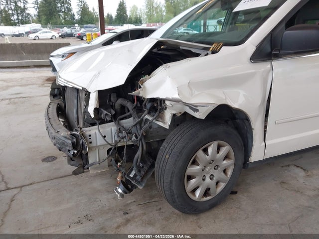2009 Chrysler Town & Country Lx მანქანა იყიდება აუქციონზე, vin: 2A8HR44E29R656220, აუქციონის ნომერი: 44931951
