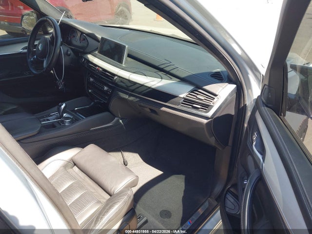 44931955 :رقم المزاد ، 5YMKT6C55F0C89020 vin ، 2015 Bmw X5 M مزاد بيع