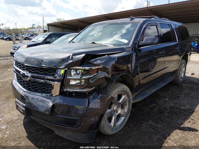 2015 Chevrolet Suburban 1500 Lt მანქანა იყიდება აუქციონზე, vin: 1GNSKJKC8FR684291, აუქციონის ნომერი: 44931958