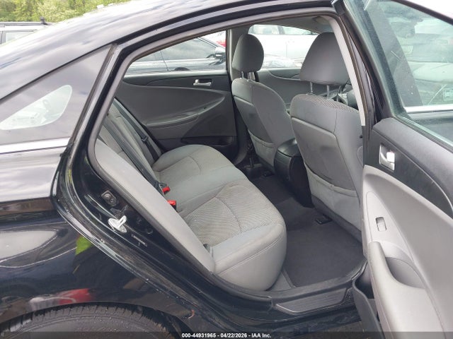 Продаж на аукціоні авто 2014 Hyundai Sonata Gls, vin: 5NPEB4AC5EH815689, номер лоту: 44931965