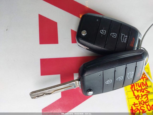 44931978 :رقم المزاد ، KNDJN2A21H7470090 vin ، 2017 Kia Soul مزاد بيع