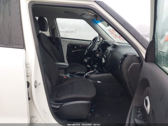 44931978 :رقم المزاد ، KNDJN2A21H7470090 vin ، 2017 Kia Soul مزاد بيع