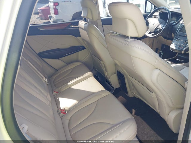 44931994 :رقم المزاد ، 5LMCJ2C92JUL07947 vin ، 2018 Lincoln Mkc Select مزاد بيع