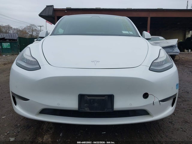2021 Tesla Model Y Long Range Dual Motor All-wheel Drive მანქანა იყიდება აუქციონზე, vin: 5YJYGDEEXMF065987, აუქციონის ნომერი: 44932002