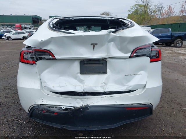 2021 Tesla Model Y Long Range Dual Motor All-wheel Drive მანქანა იყიდება აუქციონზე, vin: 5YJYGDEEXMF065987, აუქციონის ნომერი: 44932002