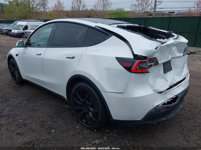 2021 Tesla Model Y Long Range Dual Motor All-wheel Drive მანქანა იყიდება აუქციონზე, vin: 5YJYGDEEXMF065987, აუქციონის ნომერი: 44932002
