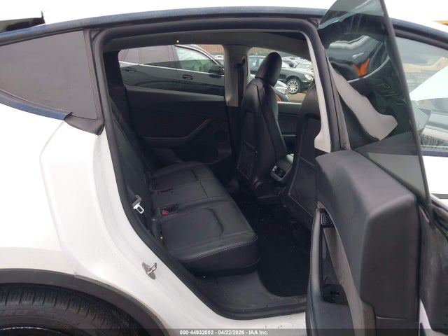 2021 Tesla Model Y Long Range Dual Motor All-wheel Drive მანქანა იყიდება აუქციონზე, vin: 5YJYGDEEXMF065987, აუქციონის ნომერი: 44932002