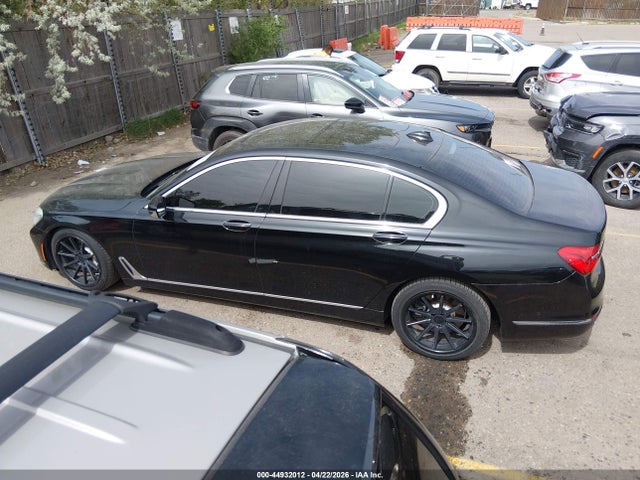 44932012 :رقم المزاد ، WBA7E4C56KGV70557 vin ، 2019 Bmw 740i Xdrive مزاد بيع