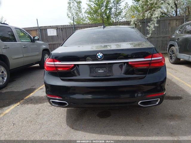 44932012 :رقم المزاد ، WBA7E4C56KGV70557 vin ، 2019 Bmw 740i Xdrive مزاد بيع