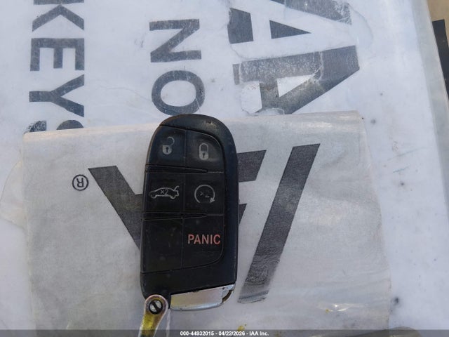 2014 Dodge Charger Road/track მანქანა იყიდება აუქციონზე, vin: 2C3CDXCT4EH102750, აუქციონის ნომერი: 44932015