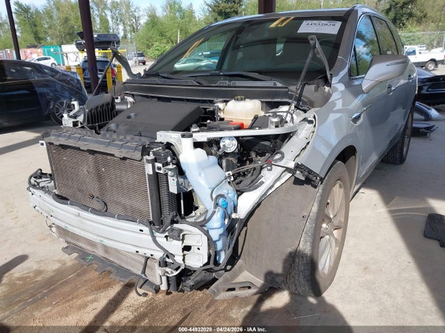 5GAEVBKW5JJ217674 Buick Enclave Premium