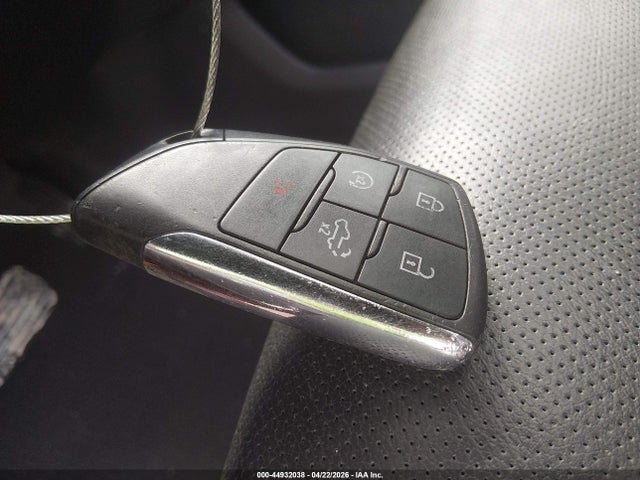 Продажа на аукционе авто 2023 Gmc Sierra 1500 4wd  Short Box Slt, vin: 3GTUUDED1PG170592, номер лота: 44932038