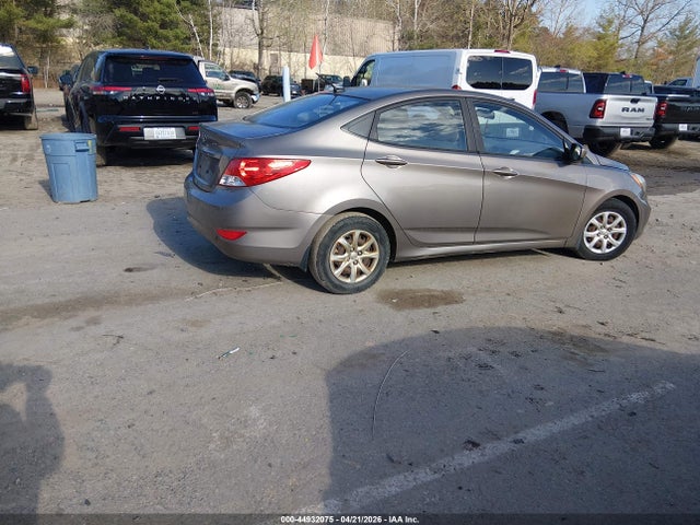 Продаж на аукціоні авто 2013 Hyundai Accent Gls, vin: KMHCT4AE0DU406800, номер лоту: 44932075