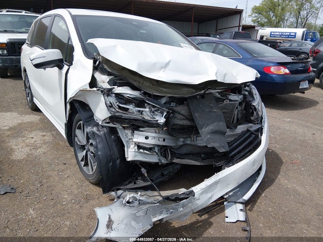 Auction sale of the 2022 Honda Odyssey Touring, vin: 5FNRL6H82NB055344, lot number: 44932087