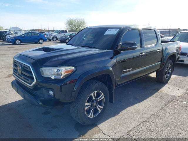 3TMAZ5CN5KM099414 Toyota Tacoma Trd Sport