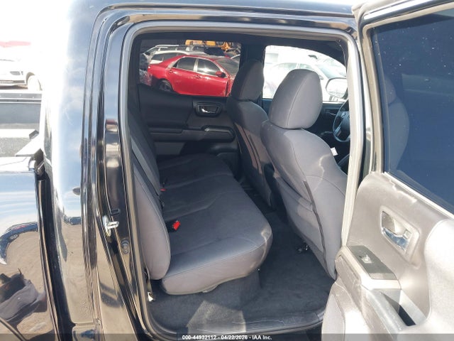 3TMAZ5CN5KM099414 Toyota Tacoma Trd Sport