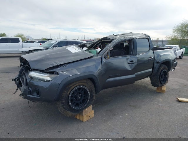3TMCZ5AN6HM098213 Toyota Tacoma Trd Off Road