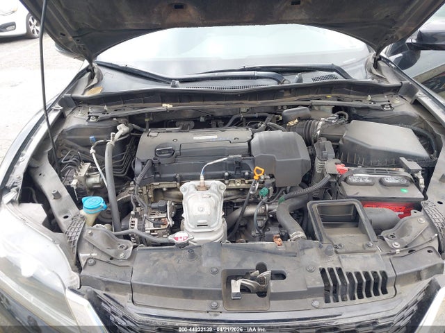 Продажа на аукционе авто 2013 Honda Accord Ex, vin: 1HGCT1B75DA003014, номер лота: 44932139