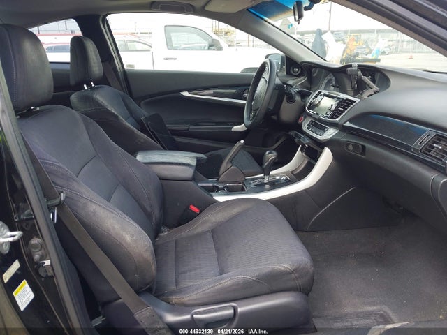 Продажа на аукционе авто 2013 Honda Accord Ex, vin: 1HGCT1B75DA003014, номер лота: 44932139