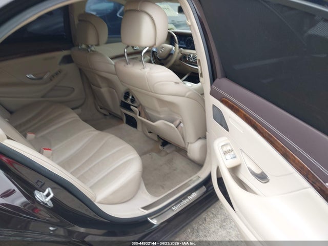 44932144 :رقم المزاد ، WDDUG8CB8FA111008 vin ، 2015 Mercedes-benz S 550 مزاد بيع