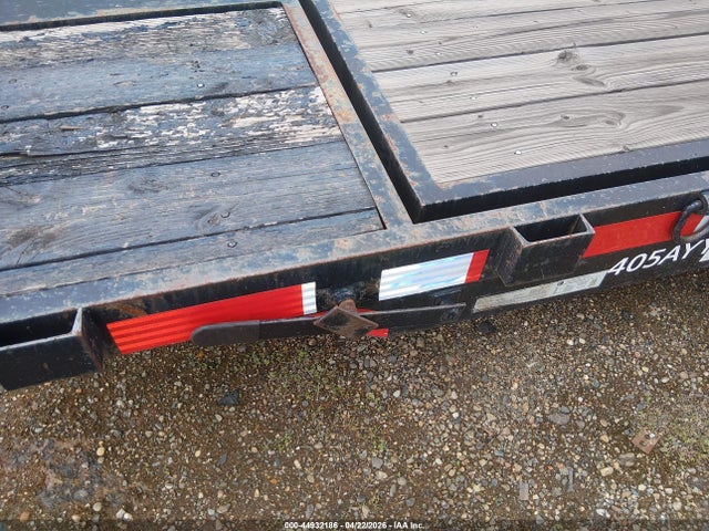1F9BF1829E1370564 Utility Trailer Mfg Trailer