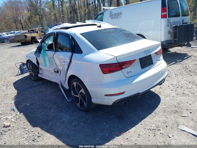 44932196 :رقم المزاد ، WAUBEGFF3LA090237 vin ، 2020 Audi A3 Premium 45 Tfsi S Line Quattro S Tronic مزاد بيع