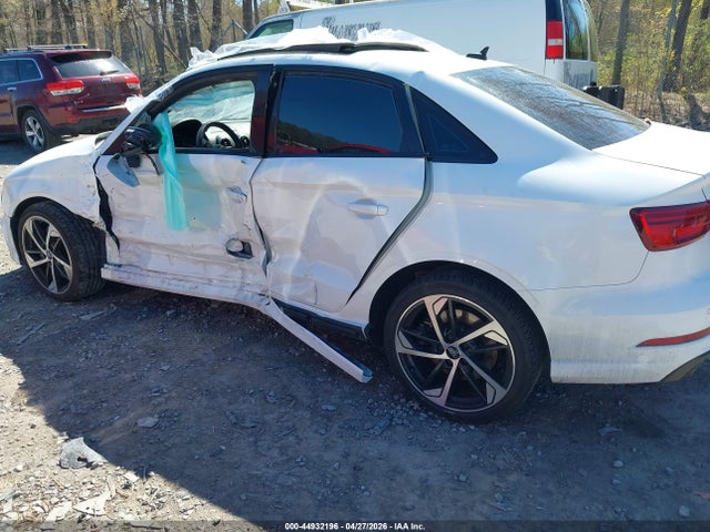 44932196 :رقم المزاد ، WAUBEGFF3LA090237 vin ، 2020 Audi A3 Premium 45 Tfsi S Line Quattro S Tronic مزاد بيع
