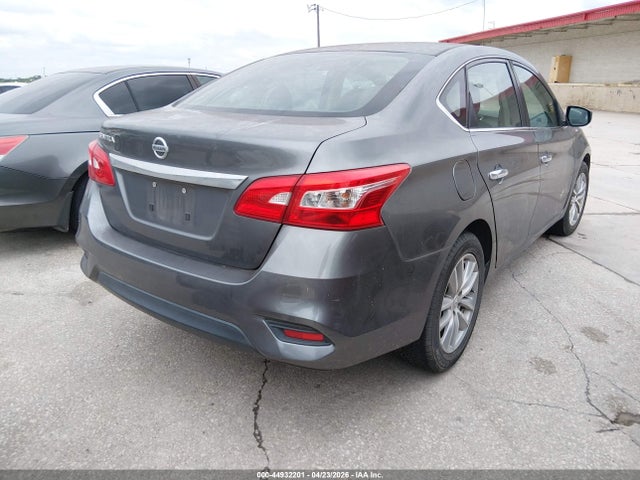 44932201 :رقم المزاد ، 3N1AB7AP3JY250989 vin ، 2018 Nissan Sentra S مزاد بيع