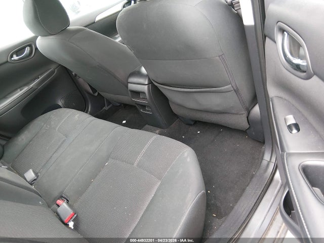 44932201 :رقم المزاد ، 3N1AB7AP3JY250989 vin ، 2018 Nissan Sentra S مزاد بيع