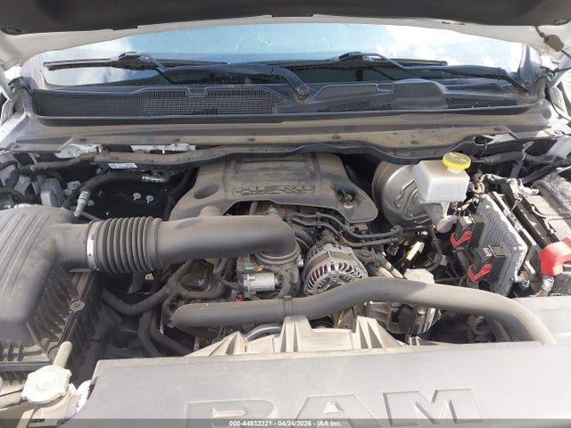 44932221 :رقم المزاد ، 1C6SRFJT9KN779423 vin ، 2019 Ram 1500 Laramie  4x4 5'7 Box مزاد بيع