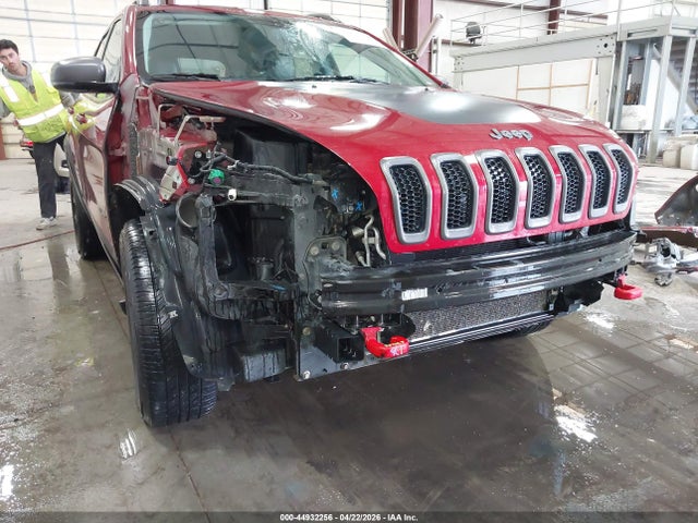 2017 Jeep Cherokee Trailhawk მანქანა იყიდება აუქციონზე, vin: 1C4PJMBS0HW517485, აუქციონის ნომერი: 44932256