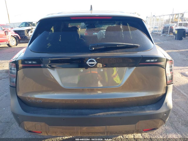 3N8AP6CA3SL316459 Nissan Kicks Sv Fwd